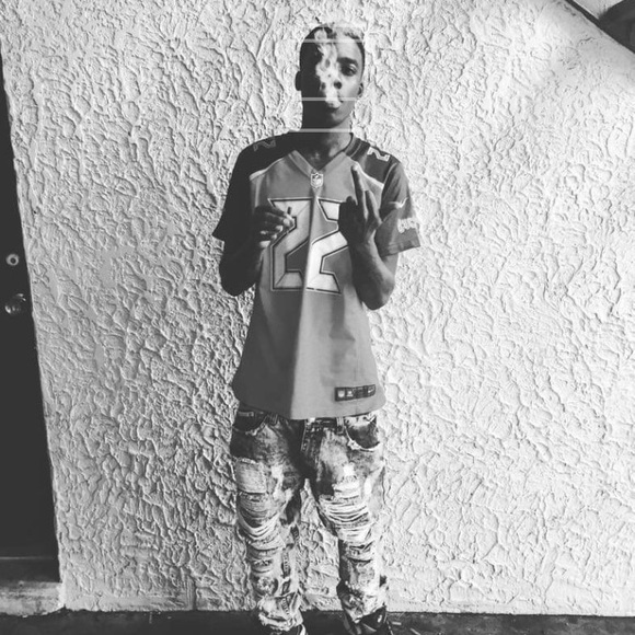 Profile Picture of Randolph Campbell (@shakedogg_ng4l) on Poshmark