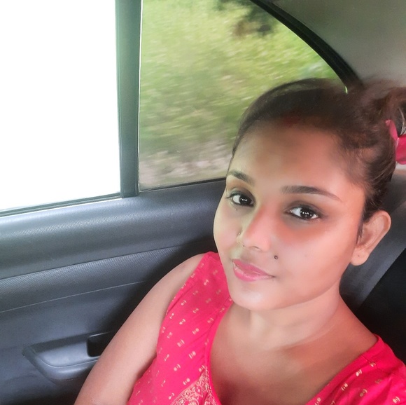 Profile Picture of Paramita Chakraborty (@paramitac01) on Poshmark