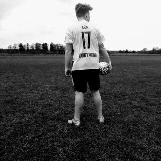 Profile Picture of Erik Leon Ressel (@ResselErik) on Twitter