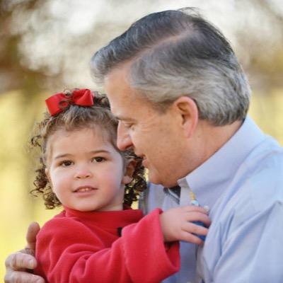 Profile Picture of Jenna Heiner Molnar (@JennaHeiner) on Twitter