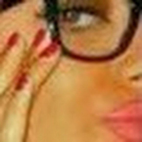 Profile Picture of Dalal Aljadani (@dalalaljadani) on Poshmark