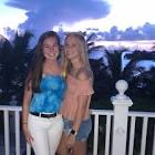 Profile Picture of   Lizzy Davis (@lizzydavis33)... (@lizzydavis33) on Tiktok