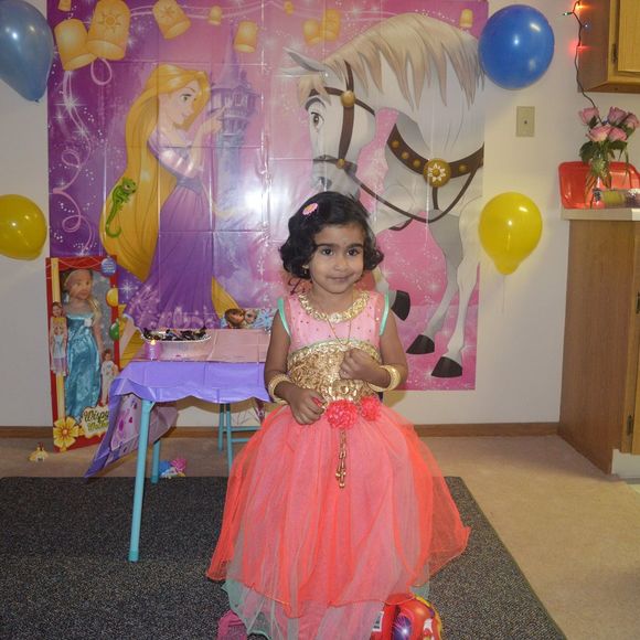 Profile Picture of Pradeepa Kandra (@deepakandra) on Poshmark