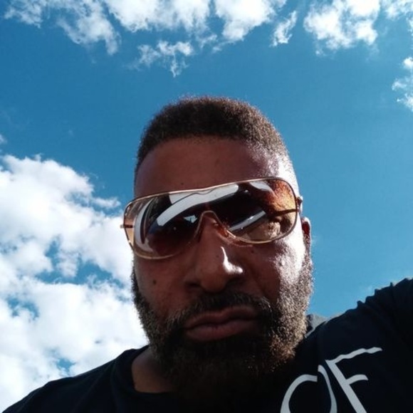 Profile Picture of Howard Wilks (@howardwilks) on Poshmark