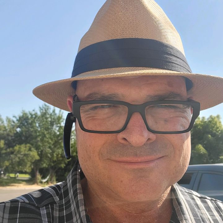 Profile Picture of johnmbarcelos (@johnmbarcelos) on Tiktok