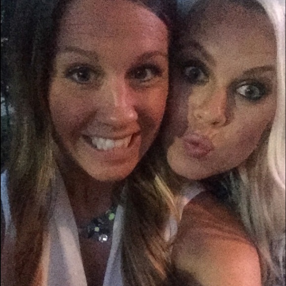 Profile Picture of Ashtyn Hilger (@ahil04) on Poshmark