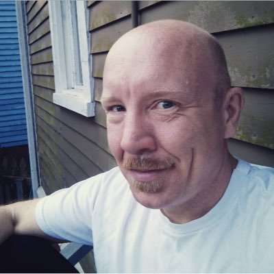Profile Picture of RobertMongo (@MongoRobert) on Twitter