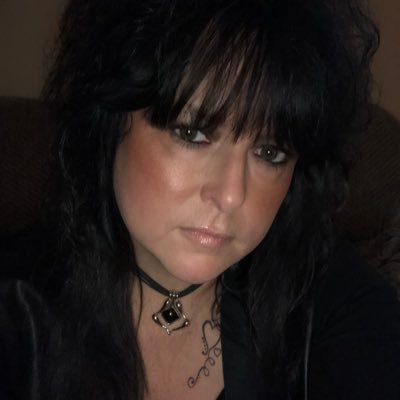 Profile Picture of Cheryl Hunt (@CherylH84423612) on Twitter