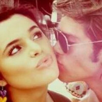 Profile Picture of Emily Sofia Arango (@IsaEmilylocaff) on Twitter