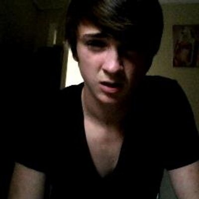 Profile Picture of Luke Spry (@Sit_On_My_Dickk) on Twitter