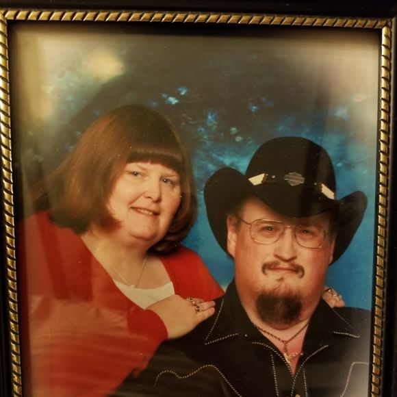 Profile Picture of Pamela Hacker (@pammyboone69) on Poshmark