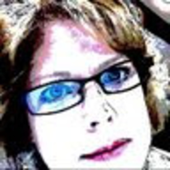 Adrienne Chleborad - Poshmark Profile Picture of Adrienne Chleborad (@achleborad) on Poshmark