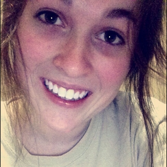 Profile Picture of Meredith Marks (@marksmb12) on Poshmark