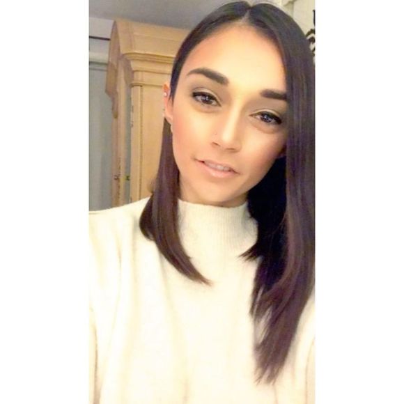 Profile Picture of Kara Altieri (@karaaltieri) on Poshmark