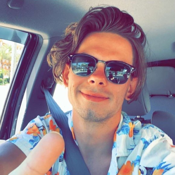 Profile Picture of Luke Rogers (@lprogers13) on Poshmark