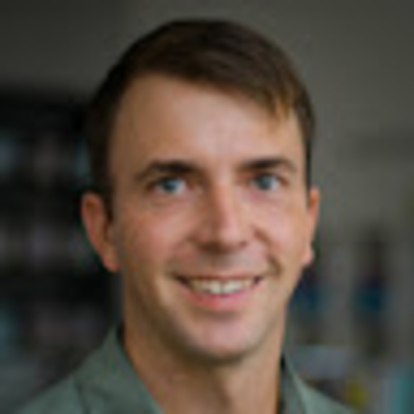 Profile Picture of Michael Parker (@michaelparke248) on Poshmark