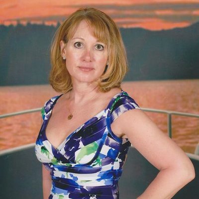 Profile Picture of Anne Moore (@zelda1999) on Twitter