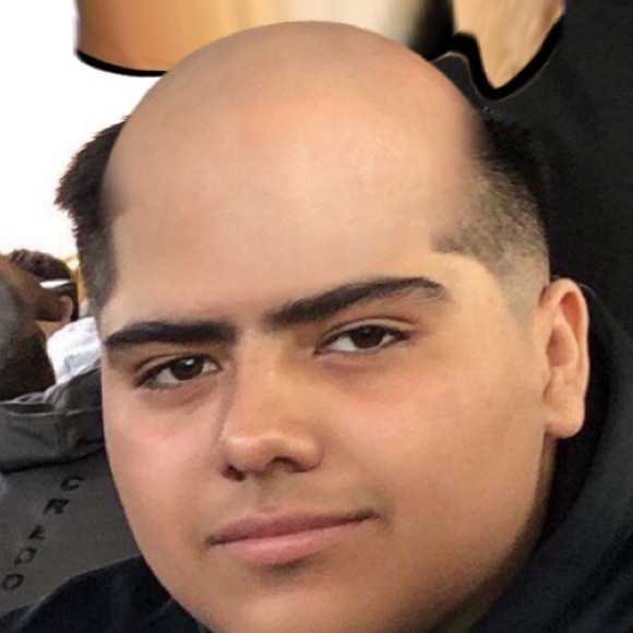 Profile Picture of Omar Fernandez (@omar145) on Poshmark