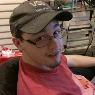 Profile Picture of David Cramer (@callme_brownie) on Twitter