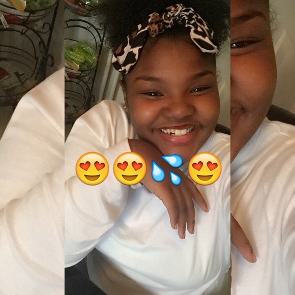 Profile Picture of Kayla Callender (@kayla_beauty) on Poshmark