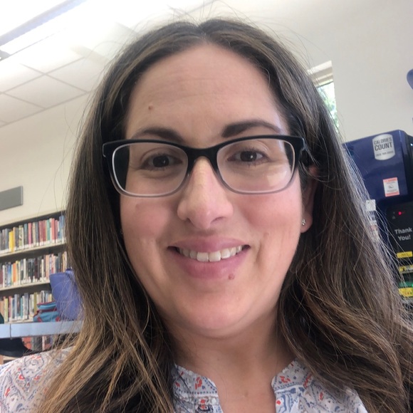 Profile Picture of Michelle Addison (@mimi3051214) on Poshmark