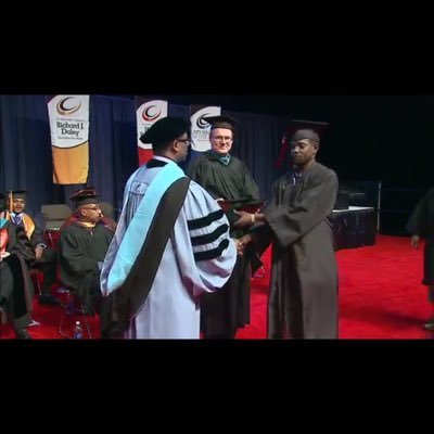 Profile Picture of Sherman Roberts (@dilla907) on Twitter