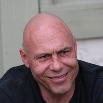 Profile Picture of Lawrence Checknita (@LawrenceCheckn1) on Twitter