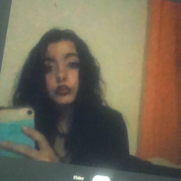 Profile Picture of Maddie Milburn (@mlumil) on Poshmark