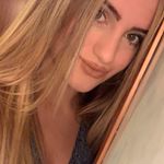 Profile Picture of 𝓛𝓲𝓼𝓪 (@lisavichii) on Instagram