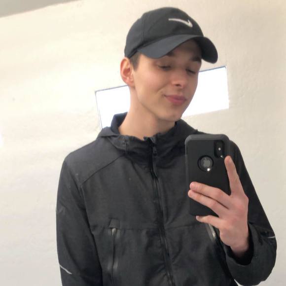 Profile Picture of Michael Cutright (@macman97) on Poshmark