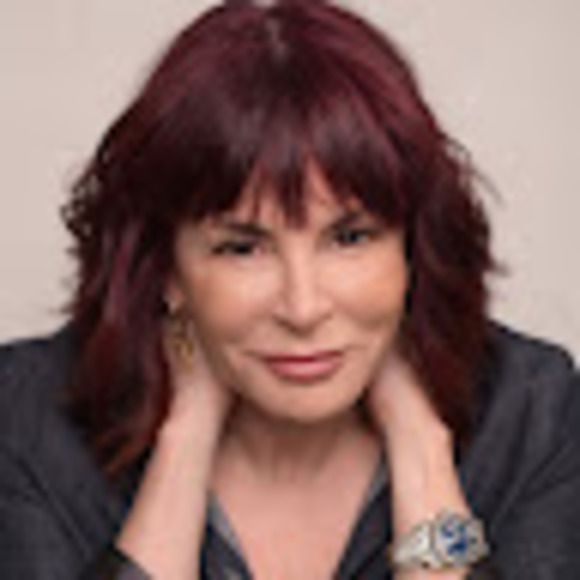 Profile Picture of Jennifer Cherney (@jcherney10) on Poshmark