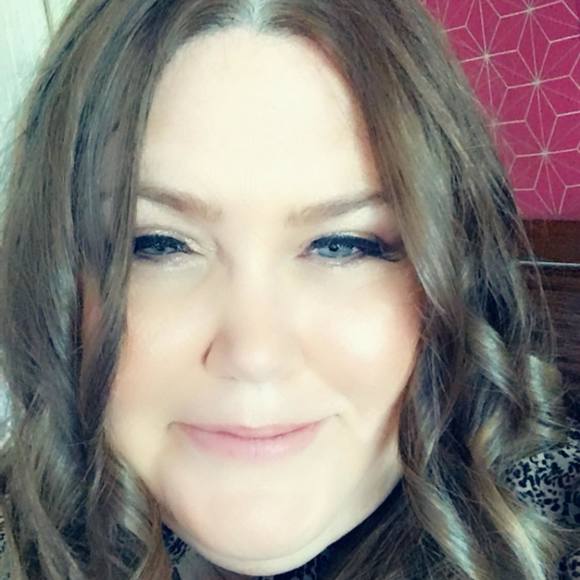 Profile Picture of Dana Reminder (@dreminder) on Poshmark