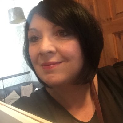 Profile Picture of Karen Henderson (@kazclarkie) on Twitter
