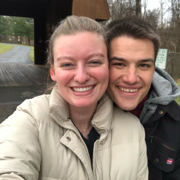 Profile Picture of Bailee Thomas (@baileenicole20) on Poshmark