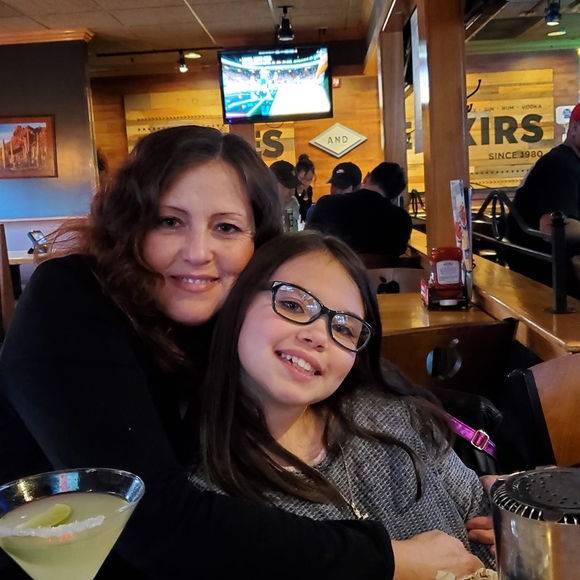 Profile Picture of Paula Seymour-groover (@groovymom0419) on Poshmark