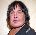 Profile Picture of Robert Z'Daron Wikipedia