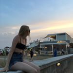 Profile Picture of I s a b e l l (@isabellengel) on Instagram