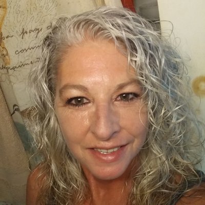 Profile Picture of Kim Hostetler-Whitehouse (@KimHostetlerWh1) on Twitter