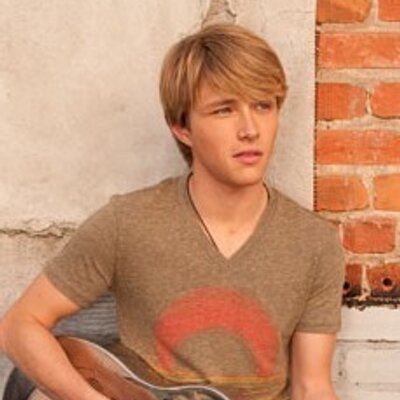 Profile Picture of Christopher Wilde (@TheChrisWilde) on Twitter