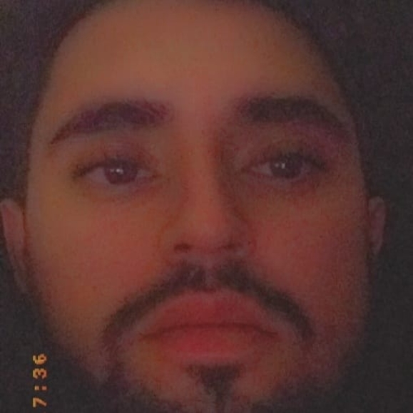 Profile Picture of Walter Cordova (@waltdisney555) on Poshmark