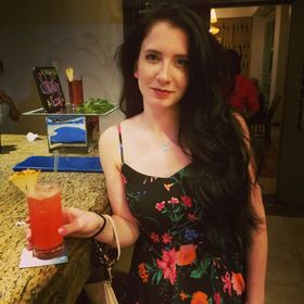 Lily Van Scyoc - Pinterest Profile Picture of Lily Van Scyoc (@lilyvanscyoc) on Pinterest