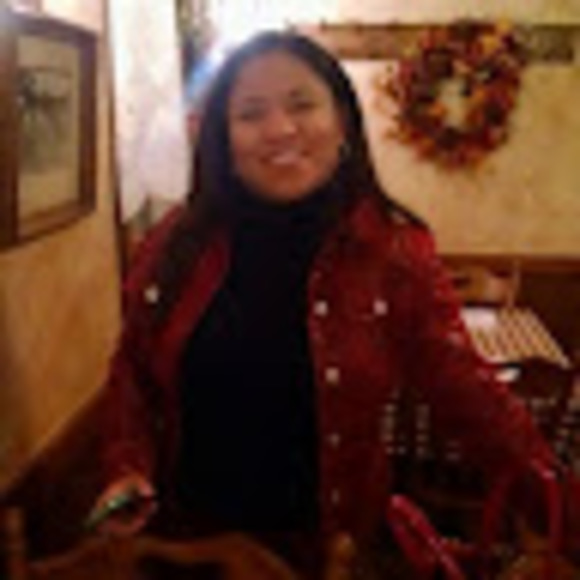 Profile Picture of Kimberly Daniel (@kimberlydani520) on Poshmark