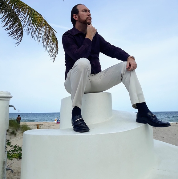 Profile Picture of Jamie Levinsky (@javon808) on Poshmark