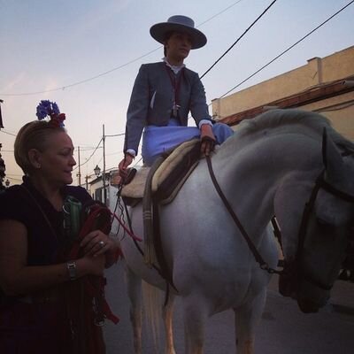 Profile Picture of Isabel Sánchez (@Isis_Tonsor) on Twitter