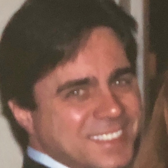 Profile Picture of Michael Bilodeau (@mikbil) on Poshmark