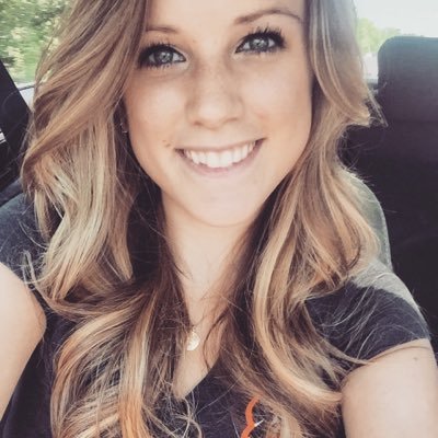 Profile Picture of Elizabeth Mortimer (@liz_mortimer) on Twitter
