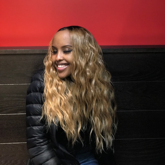 Profile Picture of Naimah Hersi (@naimahxab2) on Poshmark