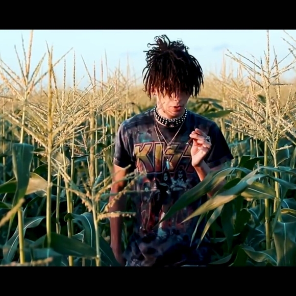 Profile Picture of Jeff Tran (@yuhhhboiiii) on Poshmark