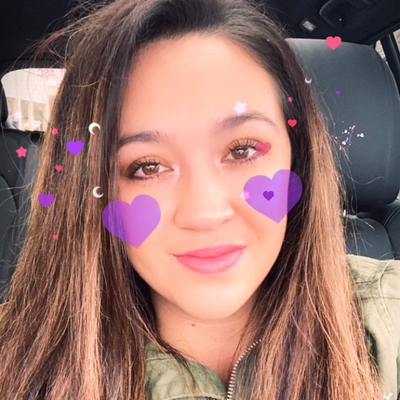 Profile Picture of Shirley Clanton (@shclanton) on Poshmark