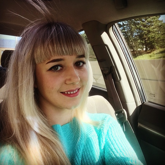 Profile Picture of Khrystyna Telebzda (@khristinaua) on Poshmark